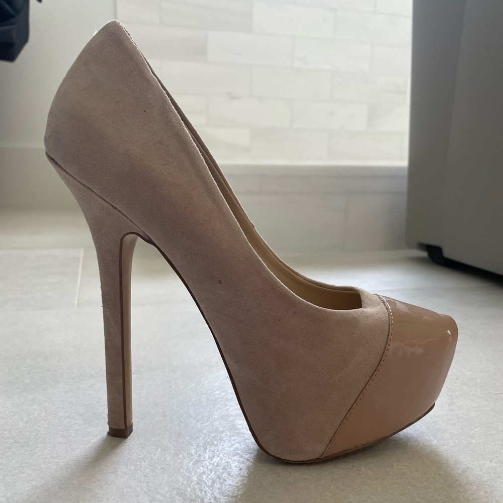 7 Steve Madden Nude Heels